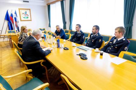 PODPIS POGODBE GVC-1 OBČINA PIVKA 23.4.2024 - Valter Leban-0164_170714